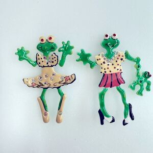 SUPER RARE pair of Ganz frog pins Frogettes enamel Austrian crystal